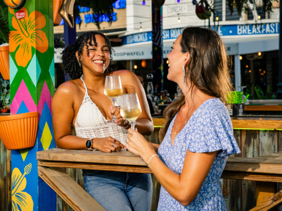 Happy Hour (2x Daily)